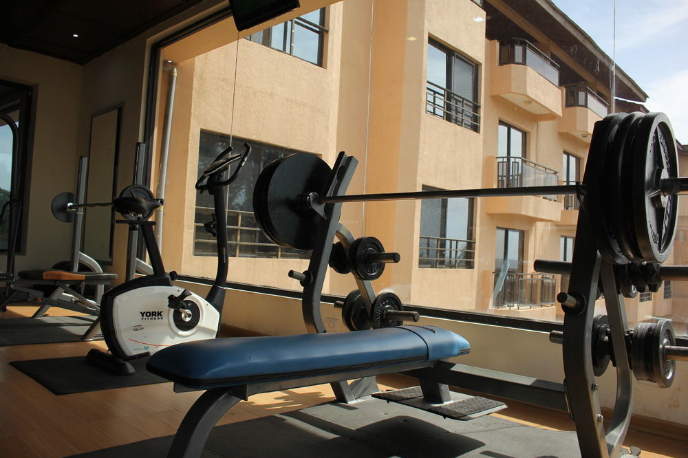 Palm Spring Resort Monrovia Kültér fotó